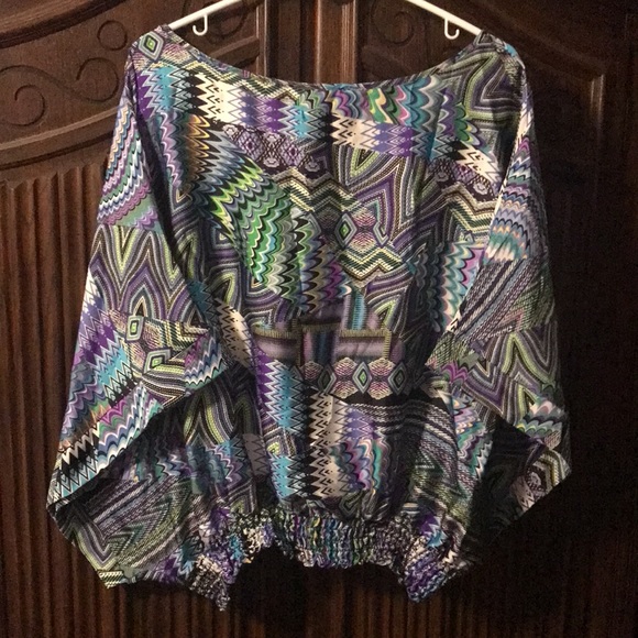Vibrantly-Colored Angel-Winged Silky Blouse - Picture 7 of 7